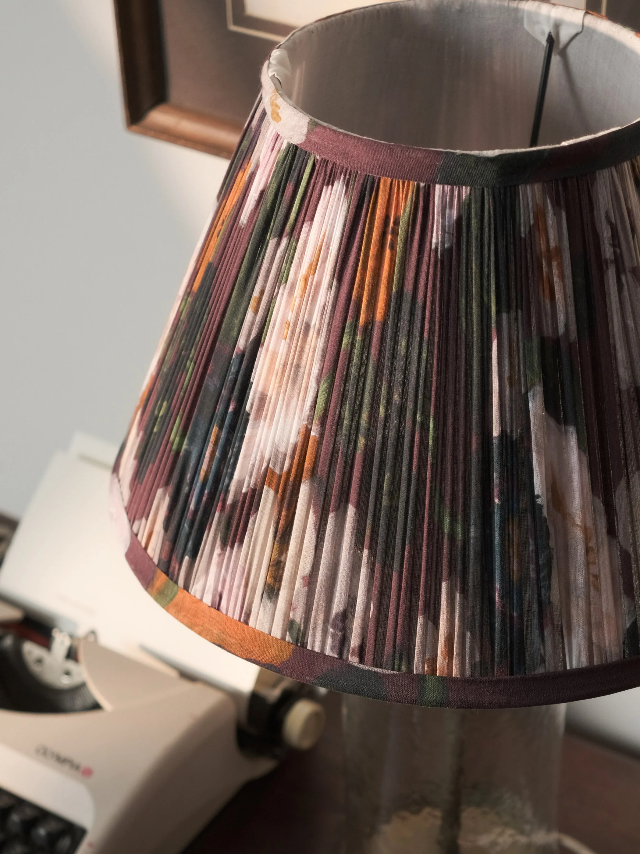 Pleated Lampshade | Portrait of Vase - Image 3