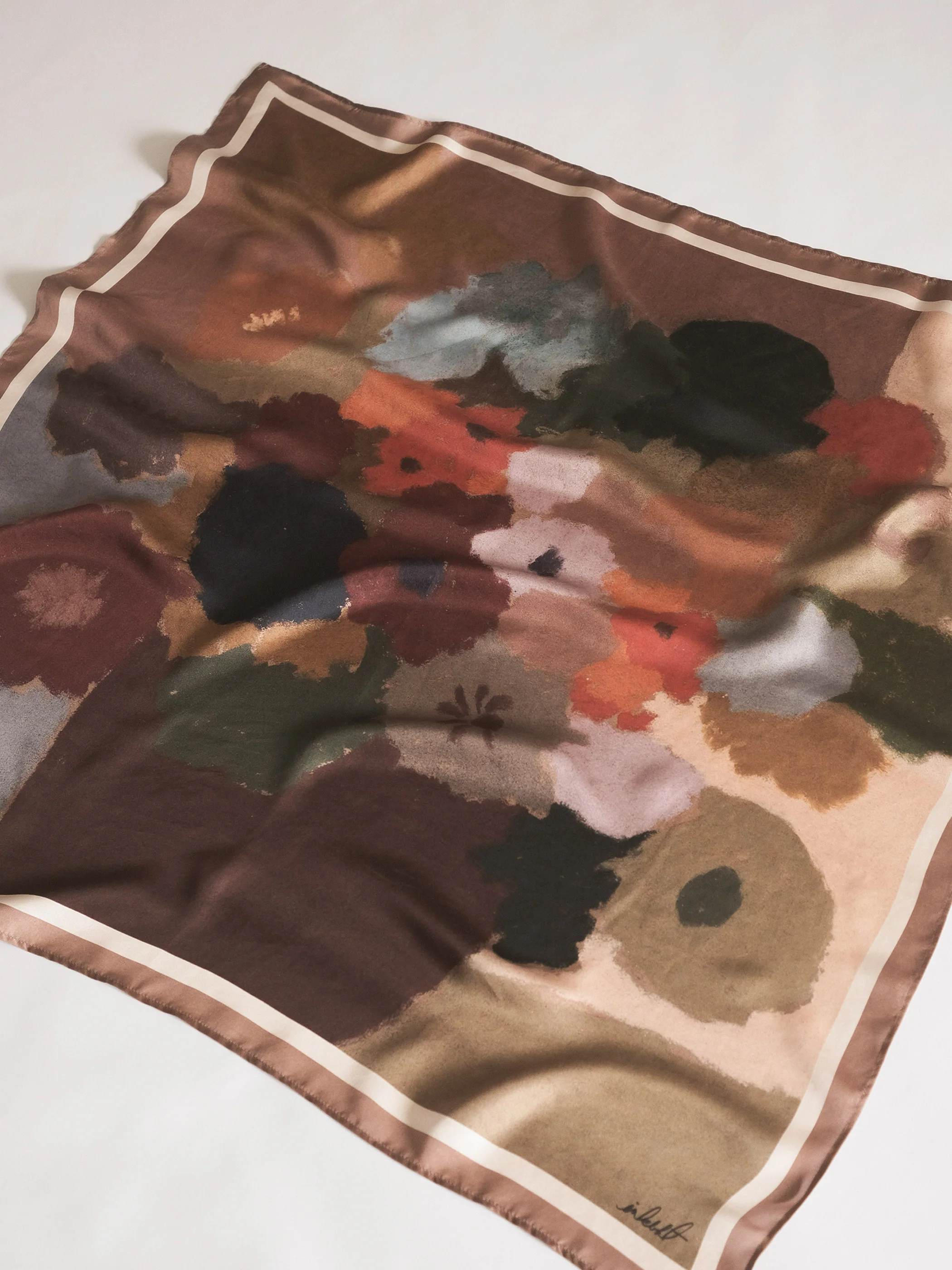 Silk scarf | Silhouette - Image 3